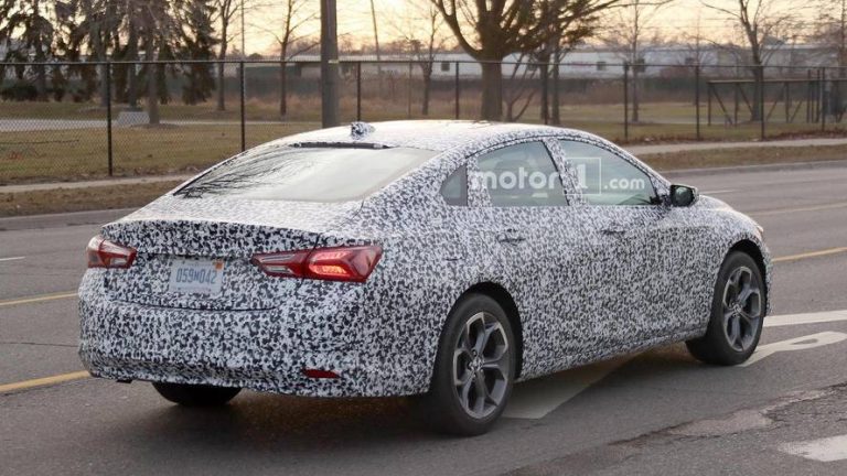 2021 Chevrolet Malibu Spy Photos