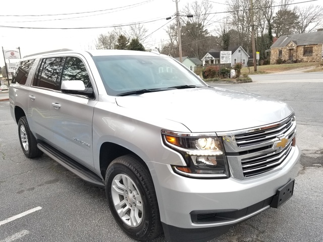 2021 Chevrolet Suburban LS 4WD Interior