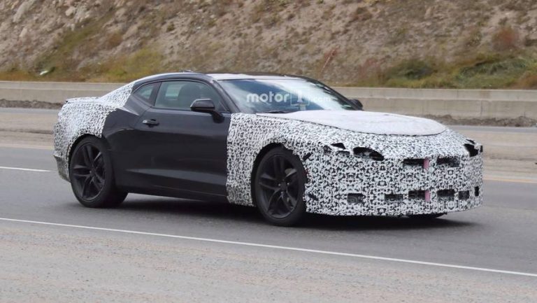 2021 Chevy Camaro Spy Photo