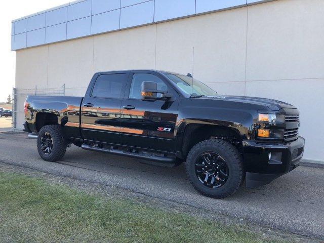 2021 Chevy Silverado 2500HD Z71 Midnight Edition