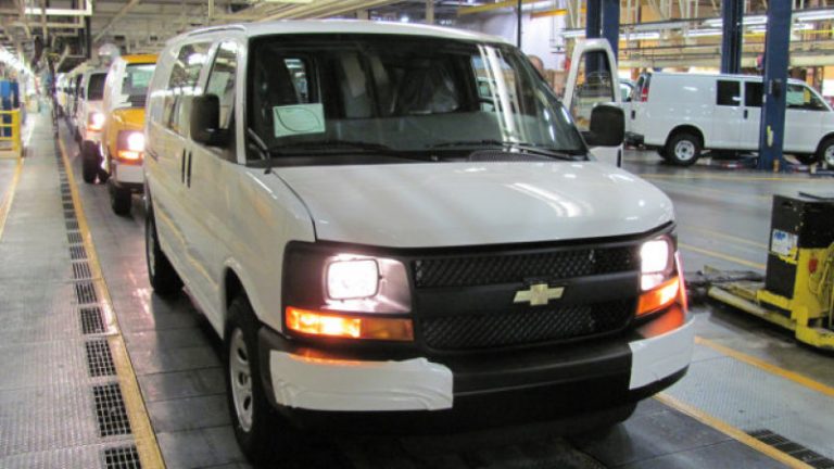 2020 Chevrolet Express 4×4