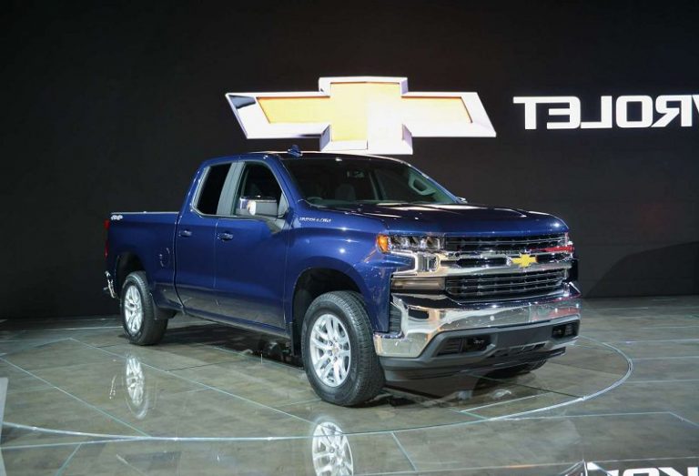 2020 Chevrolet Silverado 2500HD High Country Blue