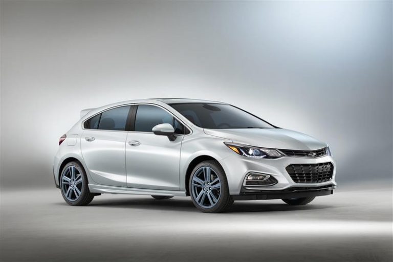 2020 Chevy Cruze RS Hatchback Concept