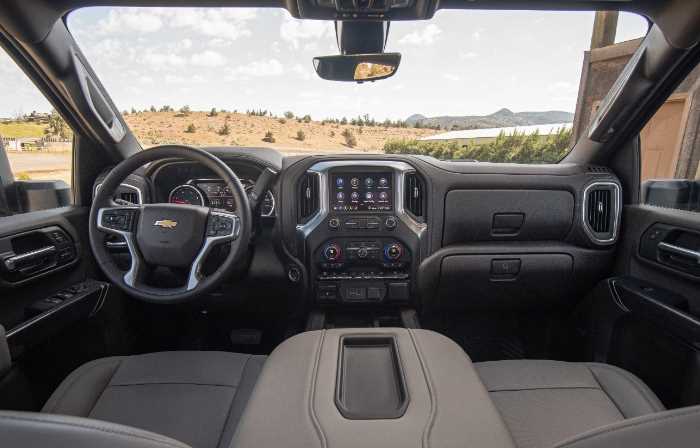 New 2022 Chevy Silverado 3500HD Interior