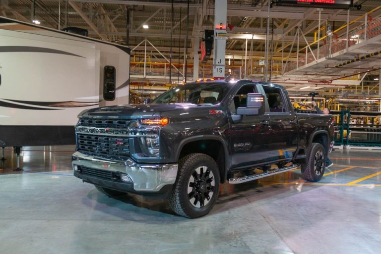 New 2024 Chevy Silverado 2500HD Exterior