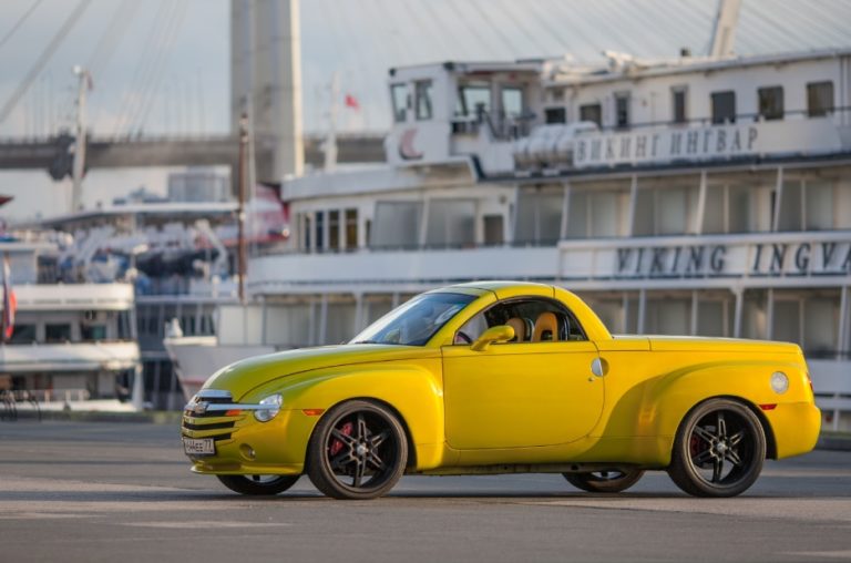 New 2024 Chevrolet SSR Exterior