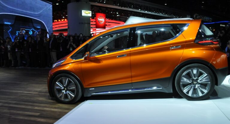 Chevy Bolt 2024 Exterior