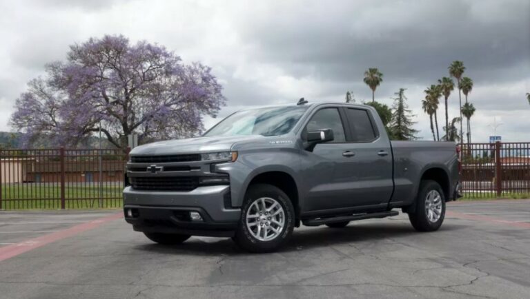 2024 Chevrolet Silverado Exterior