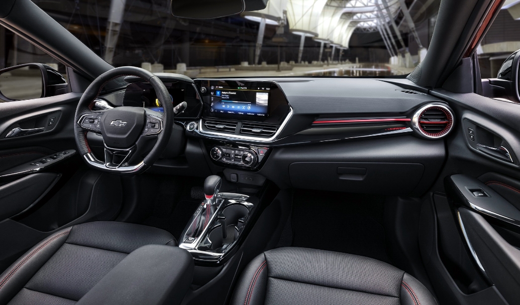 2025 Chevrolet Camaro SUV Interior