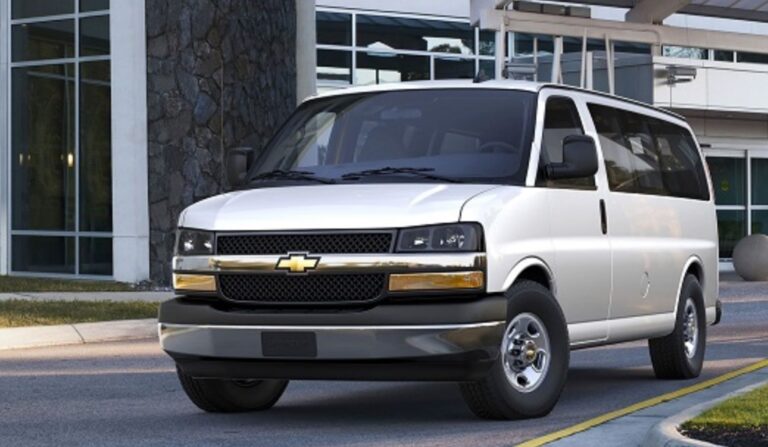 2025 Chevrolet Express Exterior