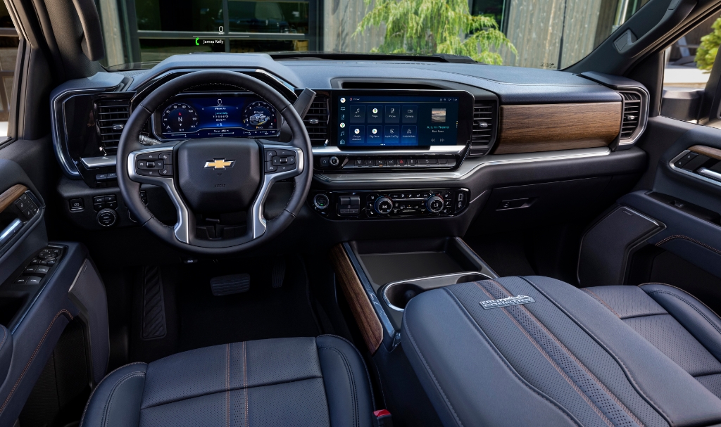 2025 Chevrolet Silverado 2500HD Interior