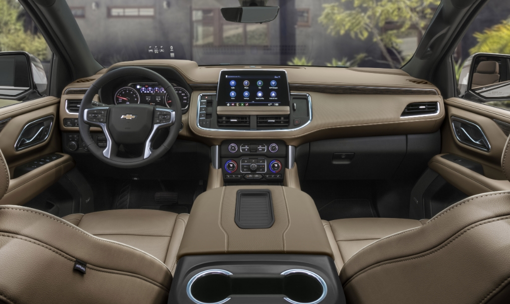2025 Chevrolet Suburban Interior