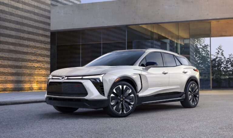 2025 Chevy Blazer EV Exterior